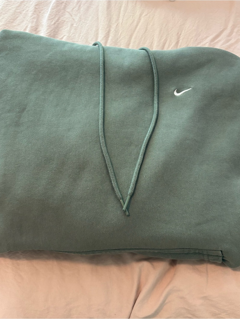 Nike Men’s Sage Green Crewneck Sweatshirt
